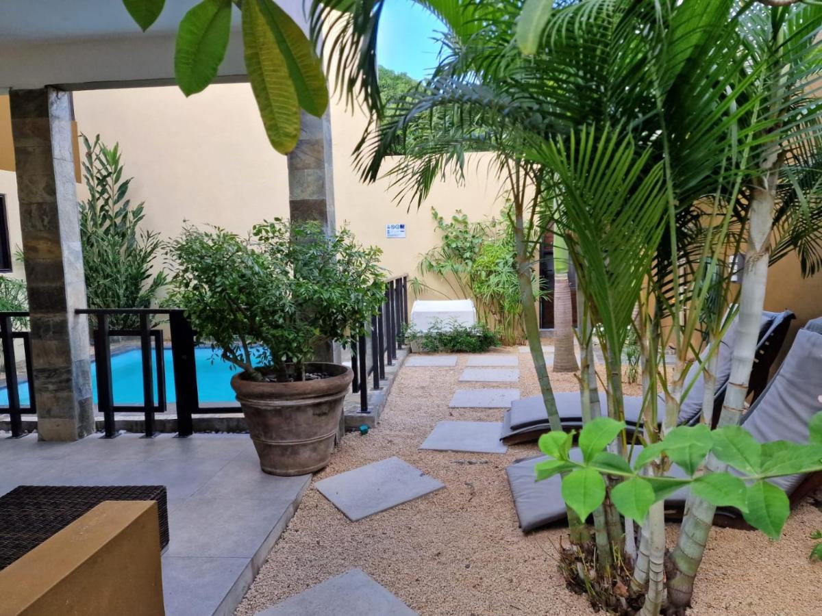 Villa Centre Grand Baie Exterior photo