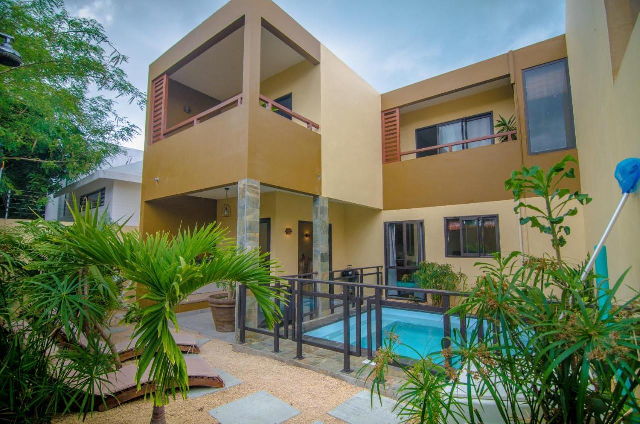 Villa Centre Grand Baie Exterior photo